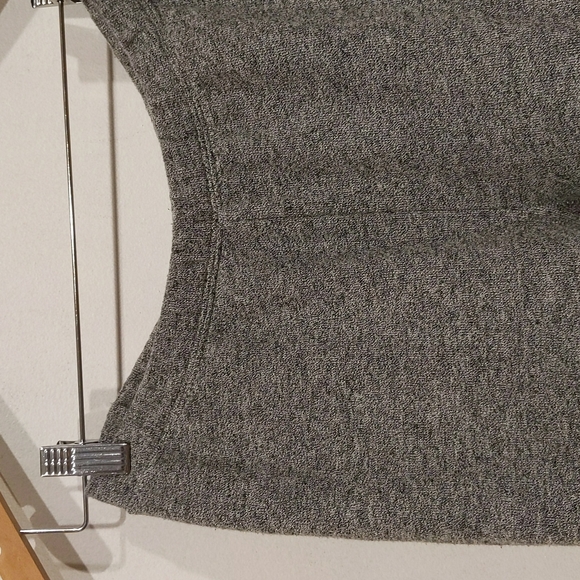 Roots cozy fleece leggings, size small, and grey. - Picture 2 of 5